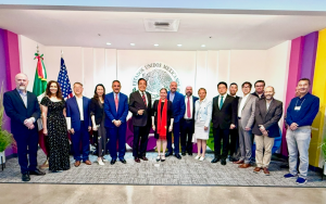 李蔚华率团访问墨西哥驻休斯顿总领事馆 共商亚拉经贸合作新篇章