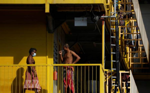 新加坡确诊病例新增1111起 总数破9000大关