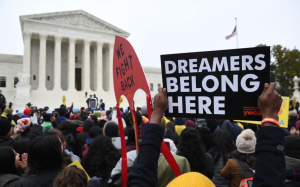 【爆炸新闻】美国非法移民合法化   最高法院阻止特朗普政府试图结束《延期行动》的努力