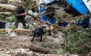 德州山洪肆虐 灾情惨重 百餘人罹难