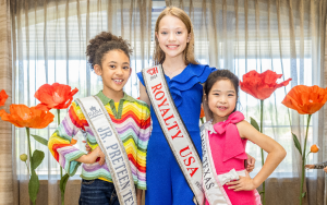 TEXAS TALENTED YOUTH慰问老人表演精彩节目!