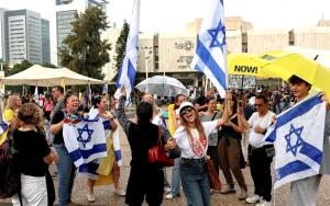 特朗普斡旋促成以色列与哈马斯“第一阶段”停火协议   被誉为和平使者