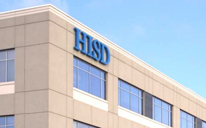 休斯頓獨立學區恢復實體授課,家長憂心忡忡