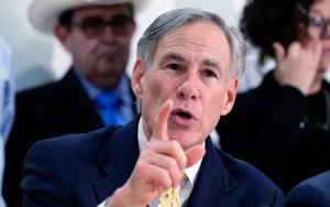 德州州长威胁驱逐州众议院民主党议员，要求其返州参与投票