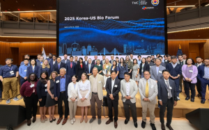 2025韩美生物论坛在休斯顿隆重举行   市长惠特迈尔发布公告 正式命名“韩美生物论坛日”