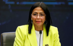 委內瑞拉代理總統稱迎來“新的政治時刻”