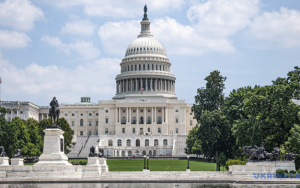 美國國會通過大規模國防法案——涉烏克蘭、委內瑞拉條款引發對特朗普立場的公開分歧