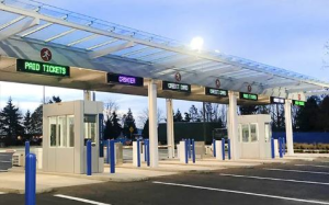 德州人隊主場停車場爆醜聞！叁員工用假刷卡機騙走20多萬美元 數千球迷中招